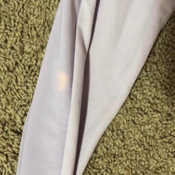 Gymshark lavender leggings with mesh details - Picture 6 of 6
